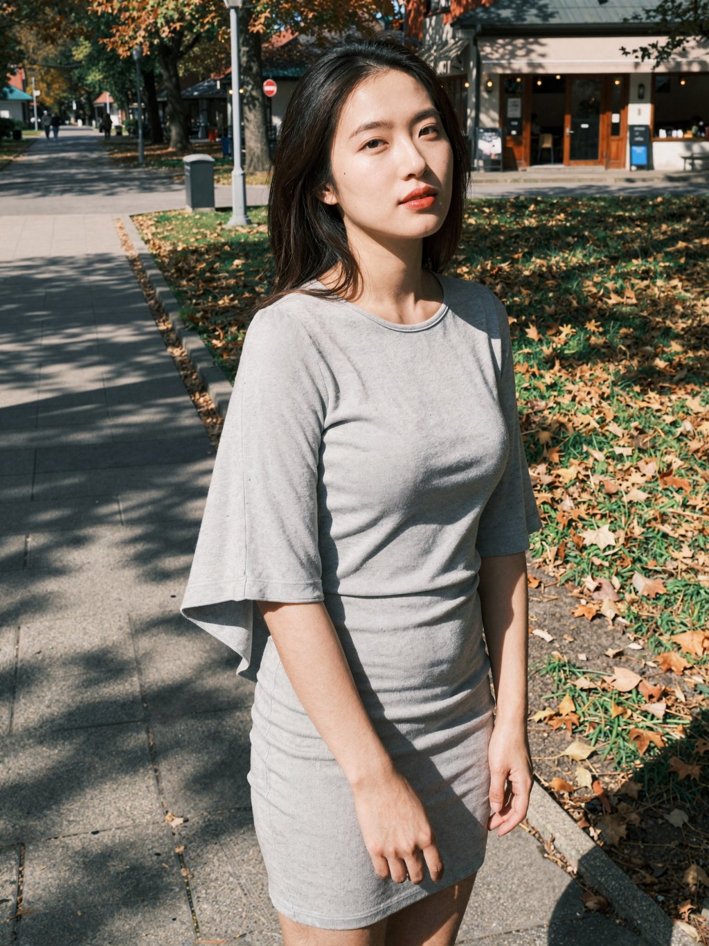 A Ginkgo-Lit Pause with Coffee and a Knowing Glance